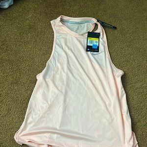 women’s nike running tank, color peach, size small
